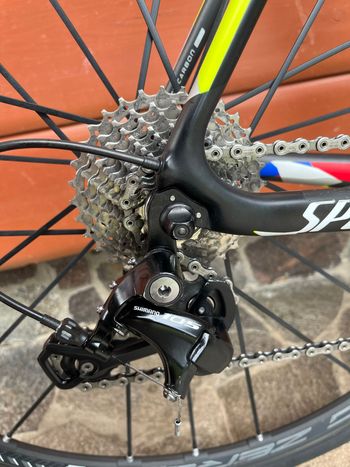 Used Specialized Tarmac Shimano 105 2019 Road & Gravel — image 4 of 13