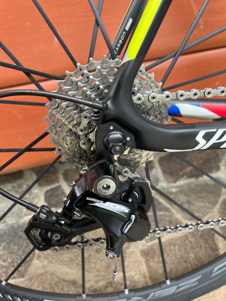 Used Specialized Tarmac Shimano 105 2019 Road & Gravel — image 4 of 13