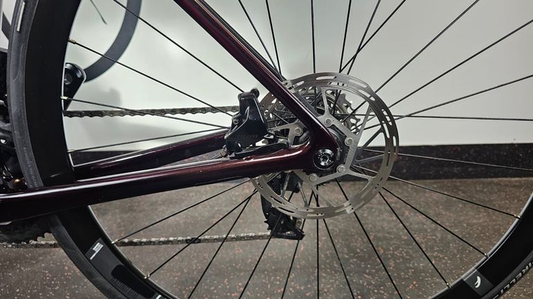 Used Specialized Roubaix Comp - SRAM Rival eTap AXS 2023 2023 Road & Gravel, Rot — image 7 of 23