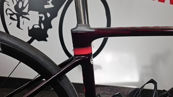Used Specialized Roubaix Comp - SRAM Rival eTap AXS 2023 2023 Road & Gravel, Rot — image 20 of 23