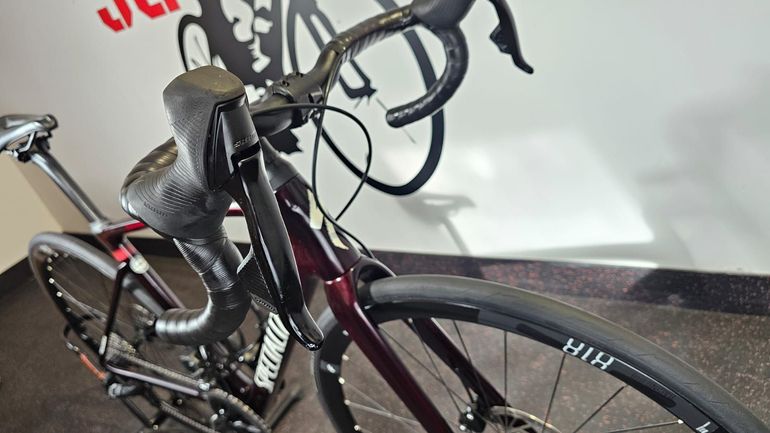 Used Specialized Roubaix Comp - SRAM Rival eTap AXS 2023 2023 Road & Gravel, Rot — image 12 of 23