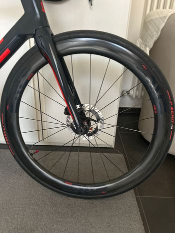Used BMC Roadmachine Shimano Dura Ace Di2 2019 Road & Gravel, Light Gray — image 5 of 8