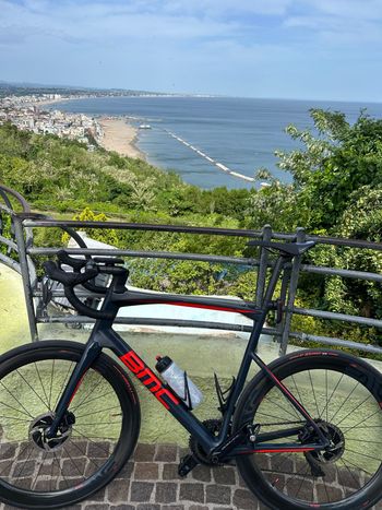 Used BMC Roadmachine 01 ONE 2019 2019 Road & Gravel, Hellgrau — image 2 of 3
