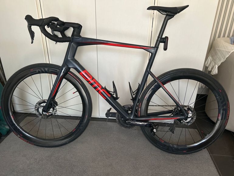 Used BMC Roadmachine Shimano Dura Ace Di2 2019 Road & Gravel, Light Gray — image 2 of 8