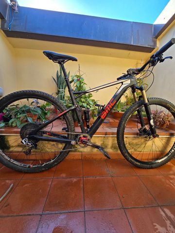 Used BMC fourstroke 01 2017 2017 MTB