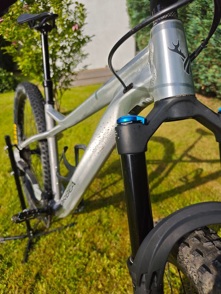Used Orbea LAUFEY H-LTD 2022 2022 Mountainbike, Grigio chiaro — image 3 of 6