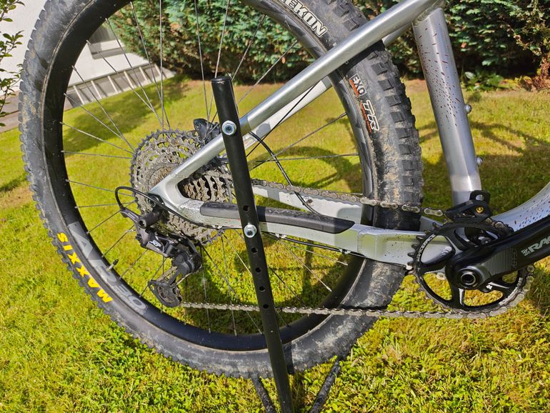 Used Orbea LAUFEY H-LTD 2022 2022 Mountainbike, Grigio chiaro — image 6 of 6