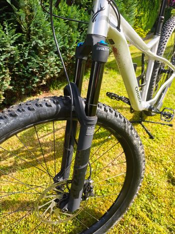 Used Orbea LAUFEY H-LTD 2022 2022 Mountainbike, Grigio chiaro — image 2 of 6