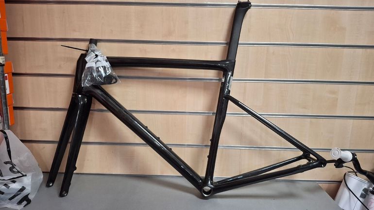 Used Specialized Tarmac Frameset 2024 Road & Gravel, Black — image 1 of 18