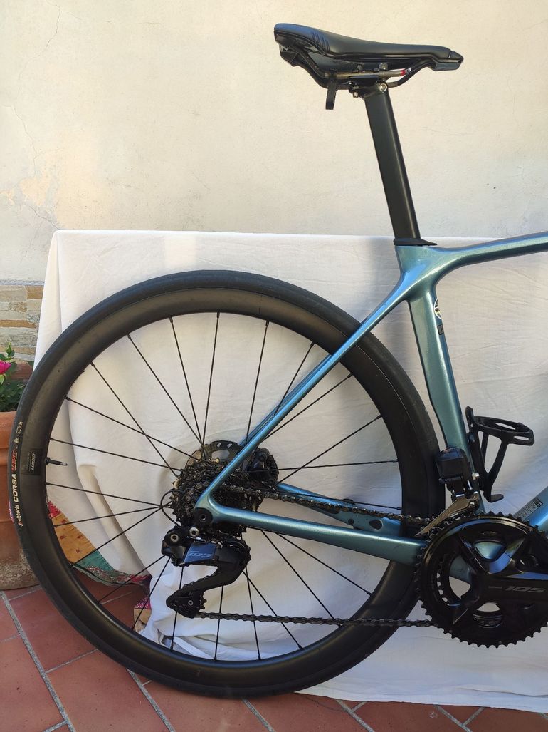 Used Giant TCR Advanced Pro Disc 1 Di2 2023 2023 Road & Gravel — image 3 of 10