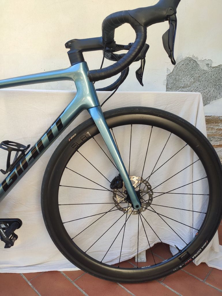 Used Giant TCR Advanced Pro Disc 1 Di2 2023 2023 Road & Gravel — image 7 of 10