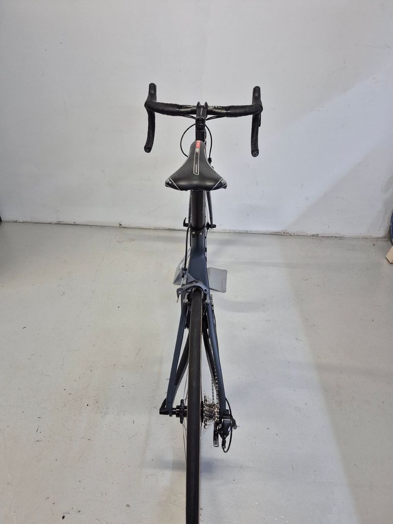 Used Carrera Veleno Shimano Ultegra 2018 Road & Gravel, Light Gray — image 13 of 19