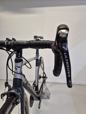 Used Carrera Veleno Shimano Ultegra 2018 Road & Gravel, Light Gray — image 16 of 19