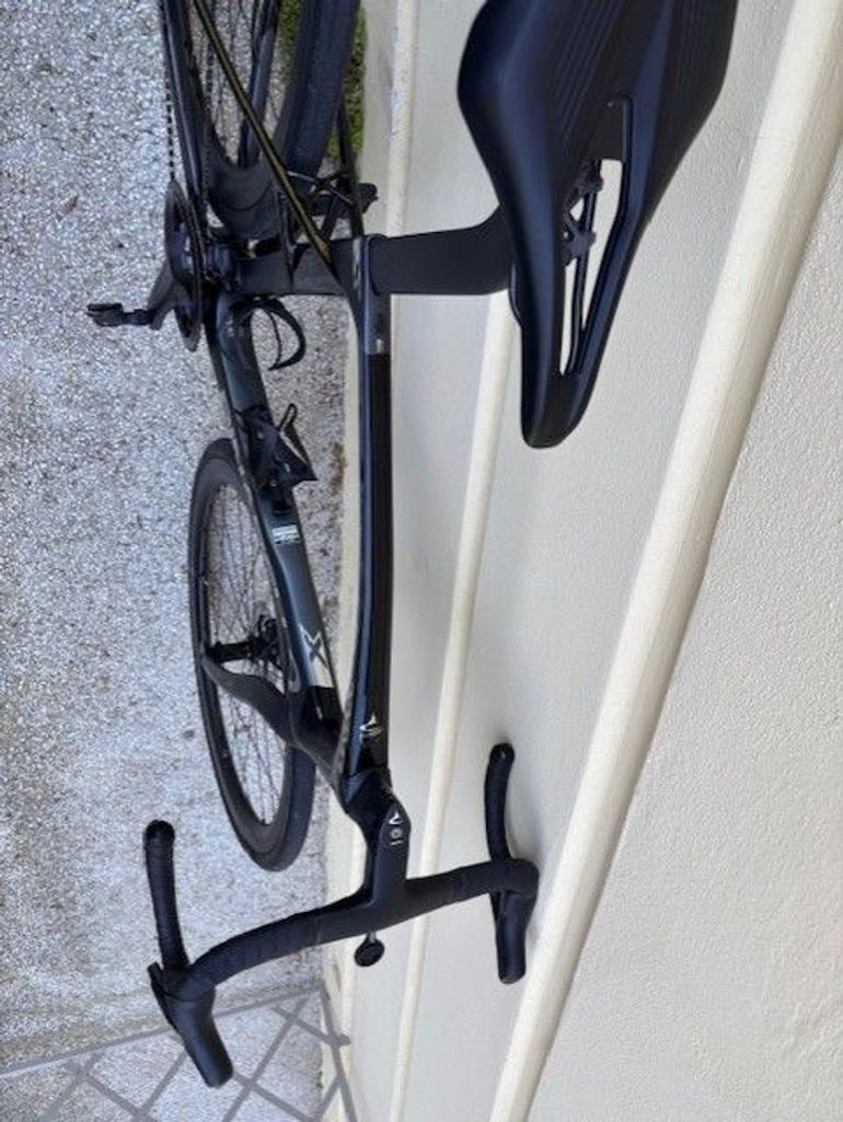 Used Pinarello DOGMA X Custom Built 2025 Road & Gravel, Black — image 8 of 18
