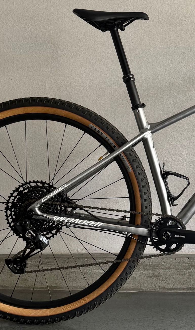 Used Specialized Chisel Comp 2024 2024 Mountainbike, Light Gray, 29 — image 3 of 3