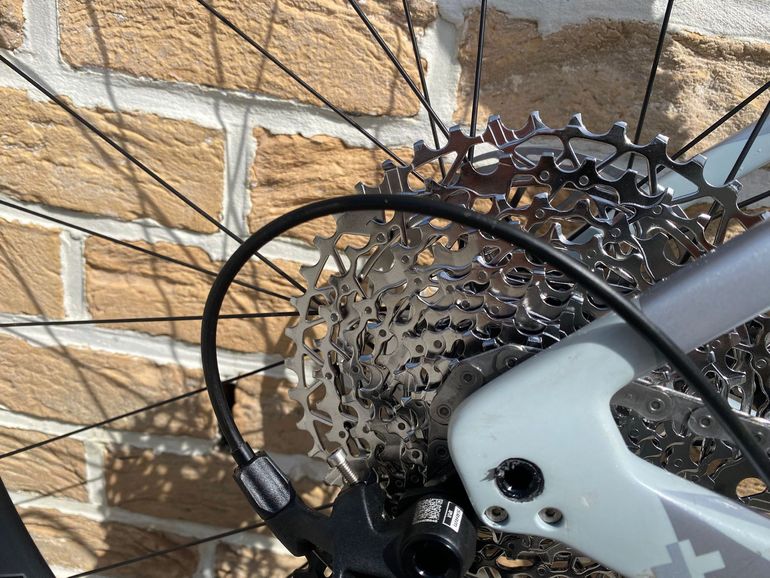Used Trek Boone SRAM Apex 2026 Road & Gravel, Grigio chiaro — image 8 of 17