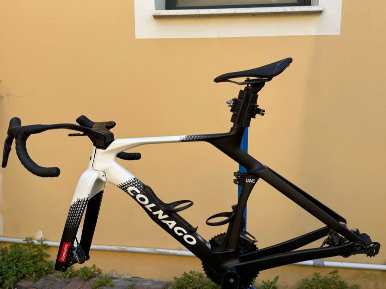 Used Colnago Y1Rs Frameset 2026 Road & Gravel, Black — image 2 of 7