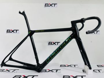 BIANCHI Kit Telaio Specialissima CV Disc Misura 53 Frameset 2023 Road & Gravel d'occasion