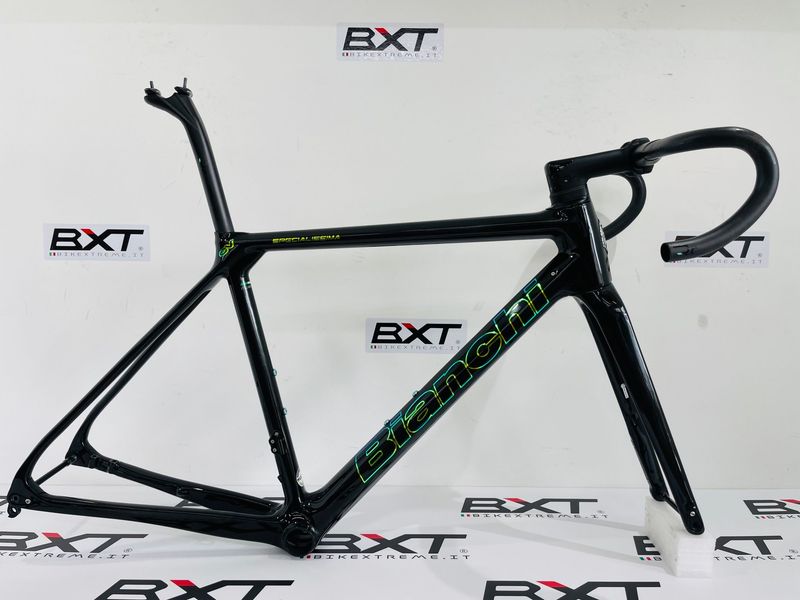 Gebrauchtes BIANCHI Kit Telaio Specialissima CV Disc Misura 53 Frameset 2023 Road & Gravel
