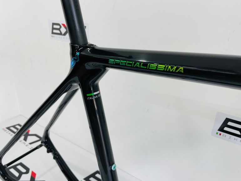 Used Bianchi BIANCHI Kit Telaio Specialissima CV Disc Misura 53 Frameset 2023 Road & Gravel, Black — image 6 of 8