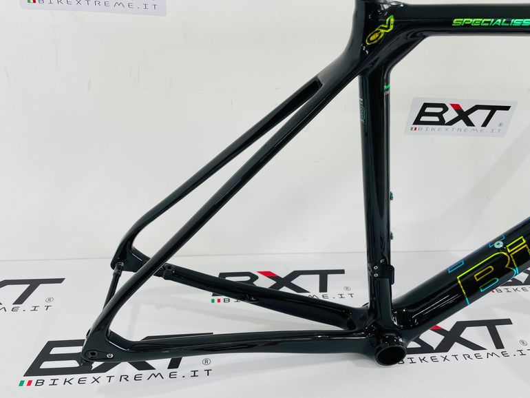 Used Bianchi BIANCHI Kit Telaio Specialissima CV Disc Misura 53 Frameset 2023 Road & Gravel, Black — image 4 of 8
