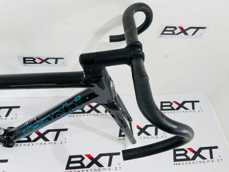 Used Bianchi BIANCHI Kit Telaio Specialissima CV Disc Misura 53 Frameset 2023 Road & Gravel, Black — image 7 of 8