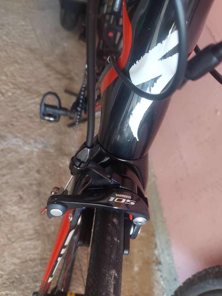 Used Specialized Tarmac SL4 Elite 105 2014 2014 Road & Gravel, Red — image 4 of 9