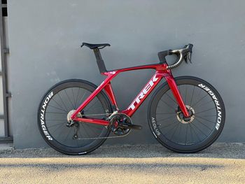 Used Trek Madone SL 6 Gen 7 2024 2024 Racefiets & gravel