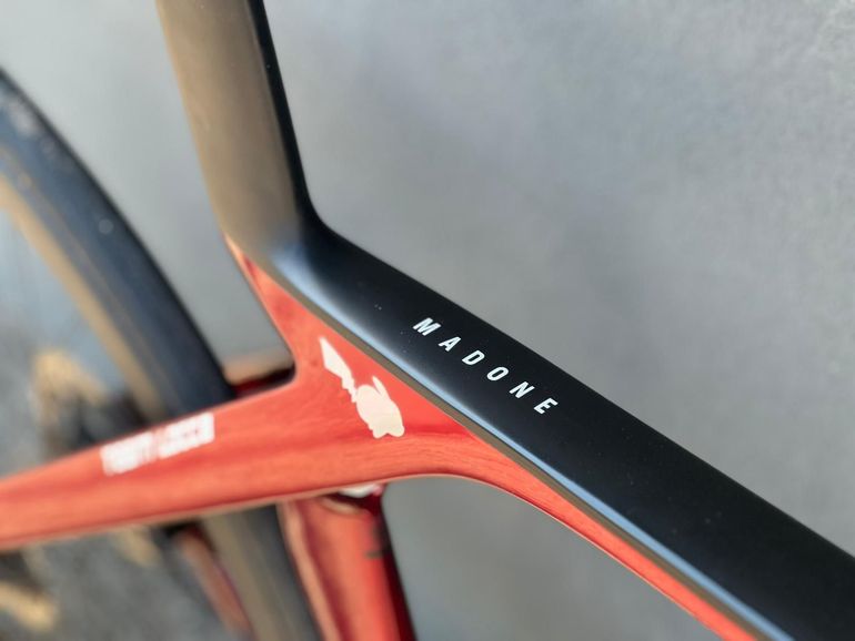 Used Trek Madone SL 6 Gen 7 2024 2024 Road & Gravel — image 5 of 7
