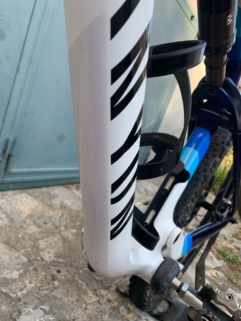 Used Canyon Lux World Cup CFR Team 2023 2023 Mountainbike, White, 29 — image 7 of 10