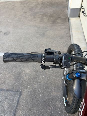 Used Mondraker CRUSHER RR 2024 2024 Mountainbike, Red, 29 — image 16 of 43