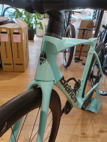Used Bianchi Specialissima COMP Ultegra Di2 2024 2024 Road & Gravel
