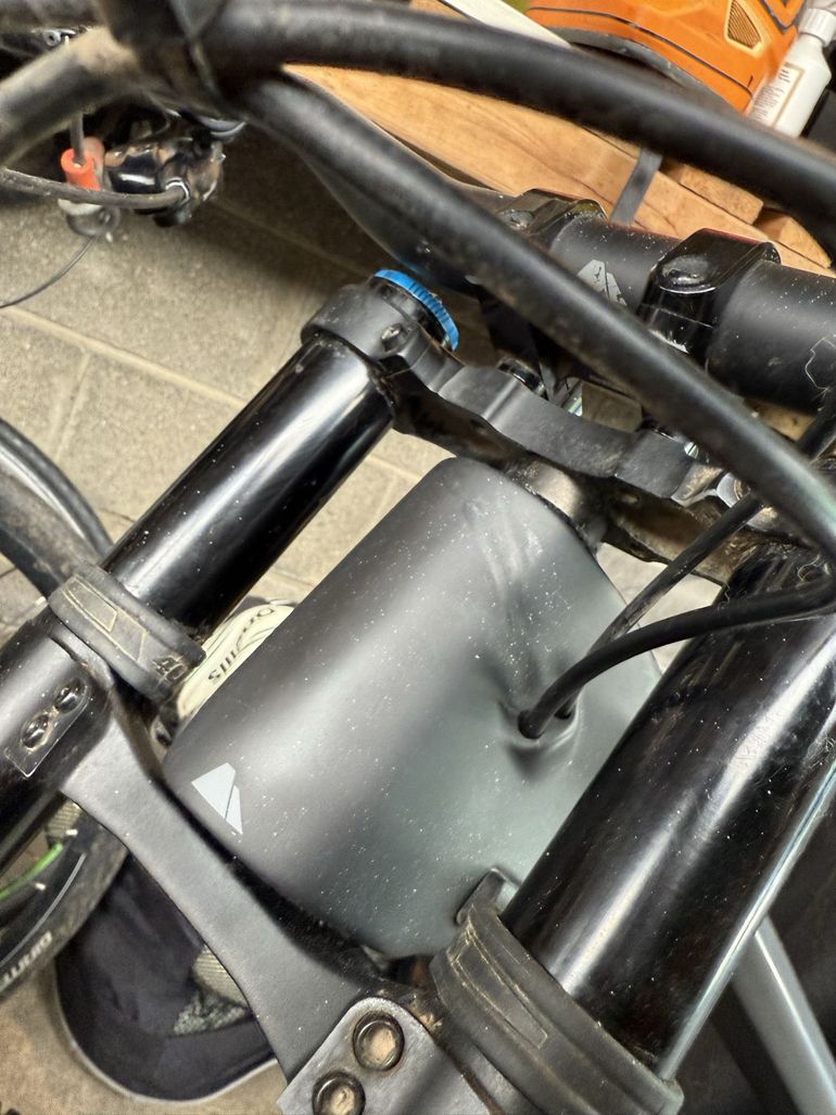 Used Canyon Sender CFR 29 Underdog 2024 2024 Mountainbike, Black, 29 — image 11 of 11
