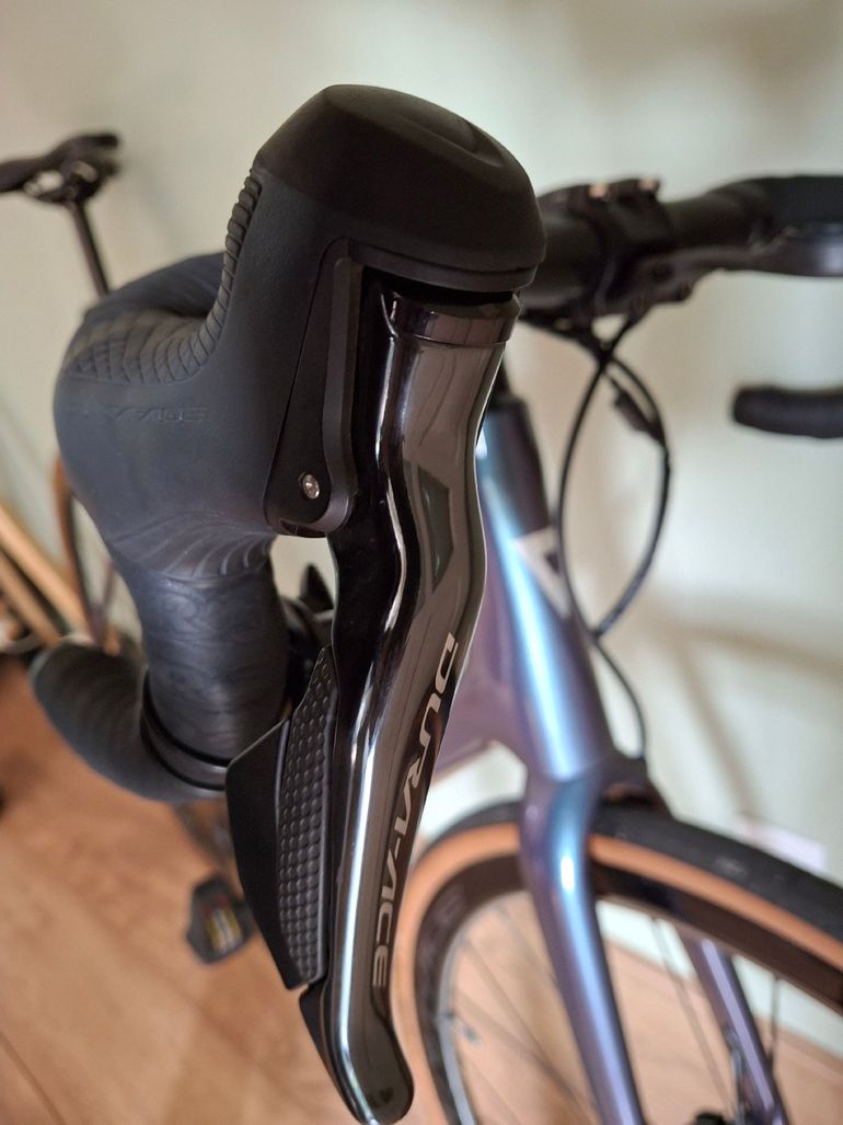 Used Giant Giant TCR Advanced Pro L Dura Ace Di2 2024 Road & Gravel, Morado — image 5 of 10
