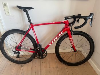 Used Trek Émonda SLR 6 (H1 fit) 2017 2017 Road & Gravel, Red — image 9 of 11