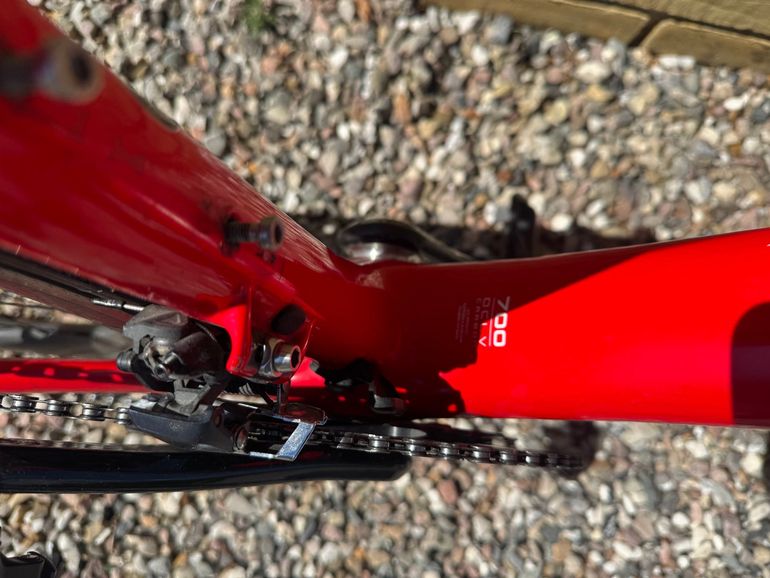 Used Trek Émonda SLR 6 (H1 fit) 2017 2017 Road & Gravel, Red — image 7 of 11