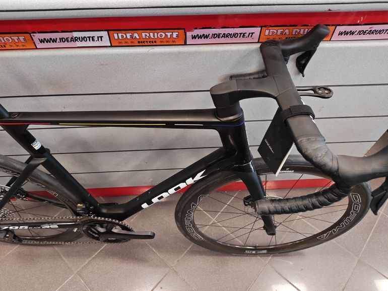 Used Look 795 BladeRS Ultegra Di2 2024 2024 Road & Gravel, Black — image 6 of 8