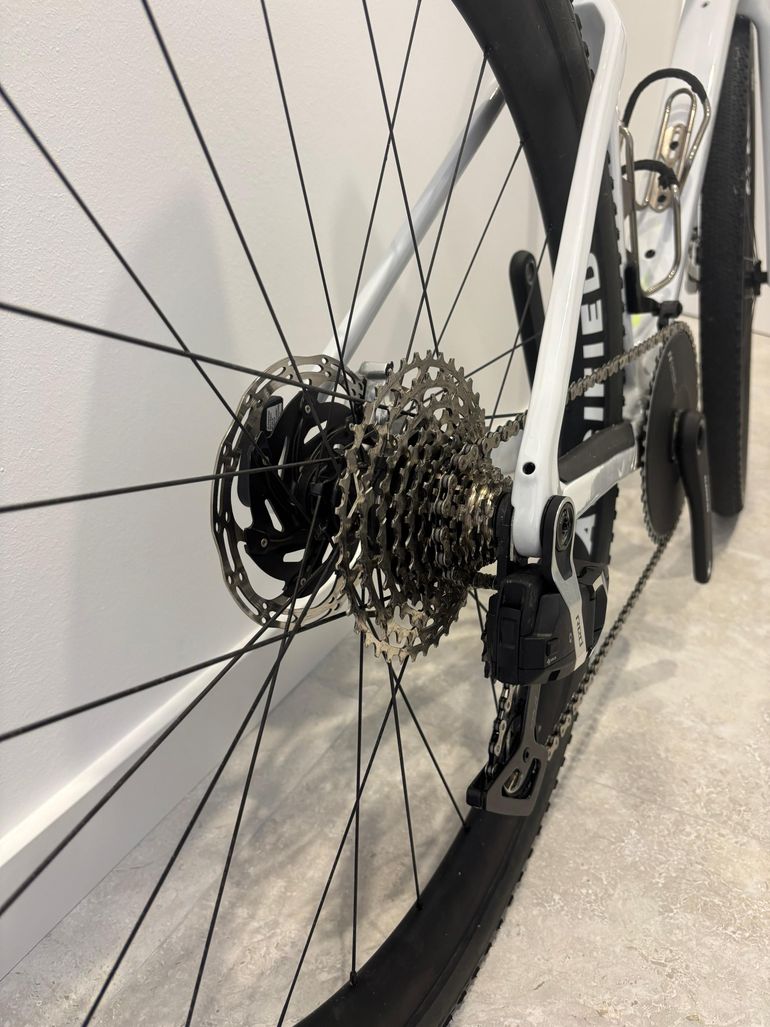 Used Rose Backroad SRAM Red eTap AXS 2025 Road & Gravel, White — image 2 of 11