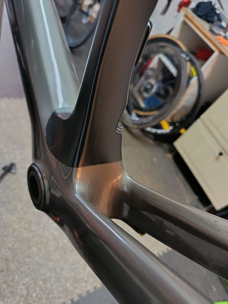 Used Lapierre Xelius SL 7.0 Mineral Grey 2023 Frameset 2023 Road & Gravel, Light Gray — image 6 of 7