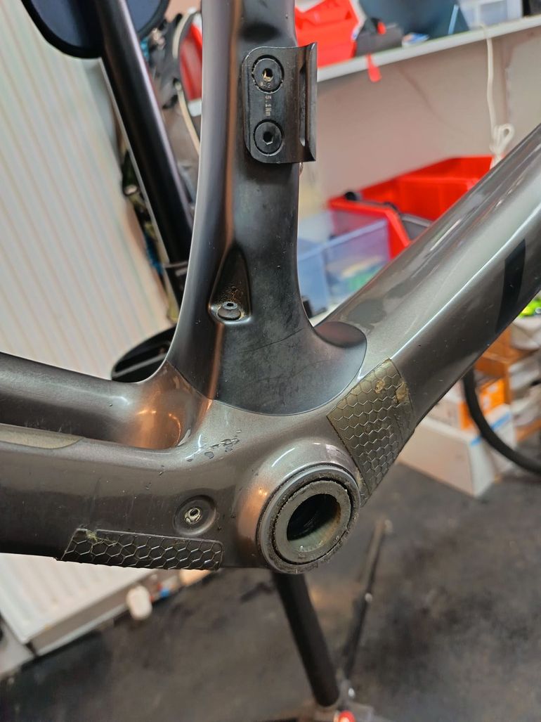 Used Lapierre Xelius SL 7.0 Mineral Grey 2023 Frameset 2023 Road & Gravel, Light Gray — image 7 of 7