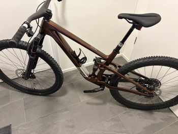 Used Trek Top Fuel 9.9 X0 AXS Gen 4 2025 2025 Mountainbike, Purple, 27.5, 29 — image 5 of 14
