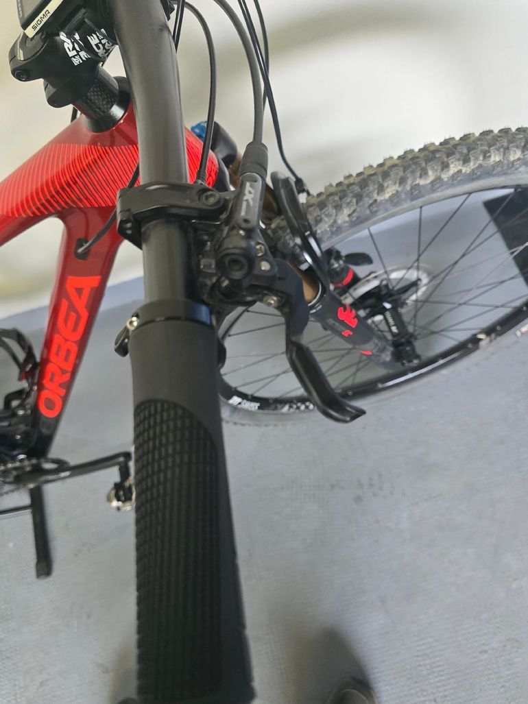 Used Orbea Orbea Alma M25 Carbon 2021 Mountainbike, Black — image 5 of 18