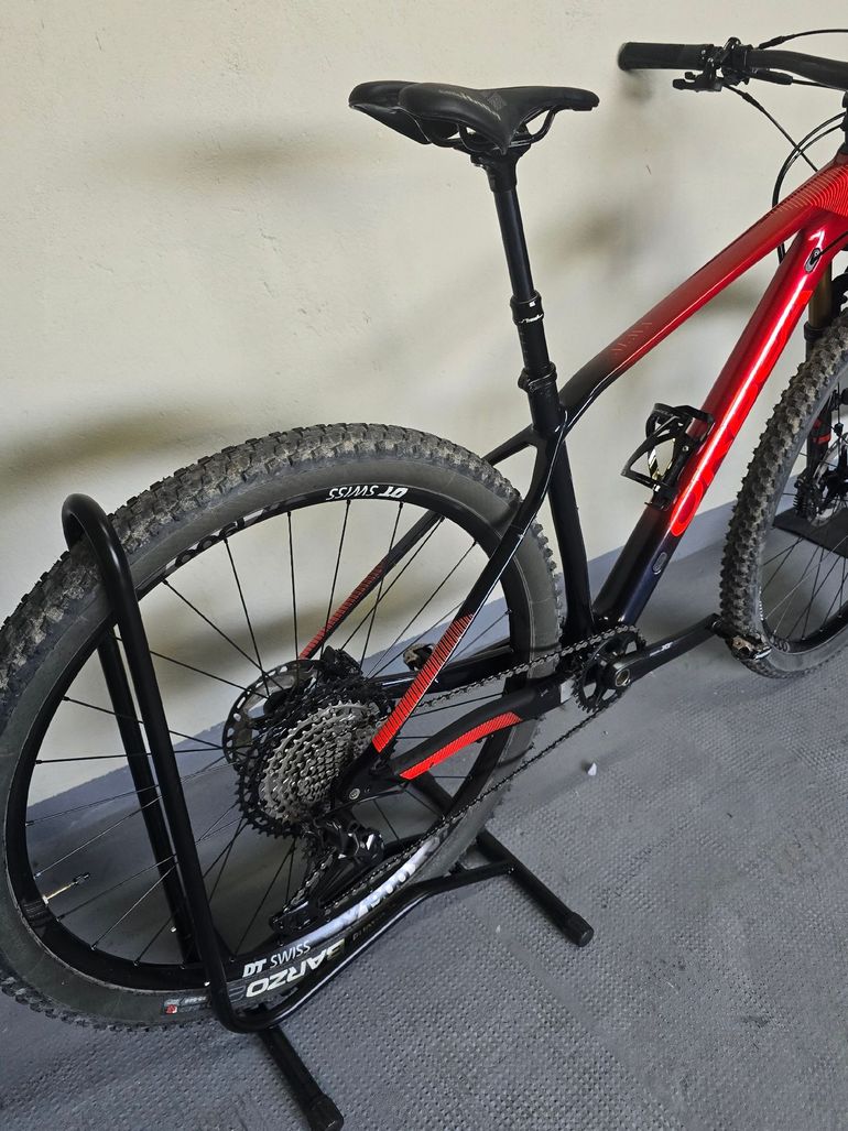 Used Orbea Orbea Alma M25 Carbon 2021 Mountainbike, Black — image 4 of 18