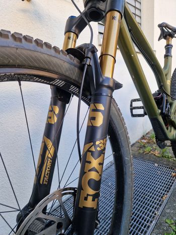 Used Evil Offering / XT 2020 2020 Mountainbike, Green — image 6 of 8