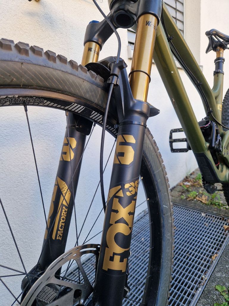 Used Evil Offering / XT 2020 2020 Mountainbike, Green — image 6 of 8