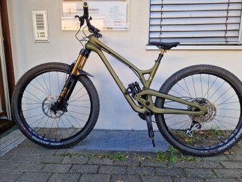 Used Evil Offering / XT 2020 2020 Mountainbike, Green — image 2 of 8