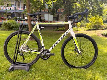 Used Stevens Vapor Shimano Ultegra 2022 Road & Gravel, White — image 2 of 14
