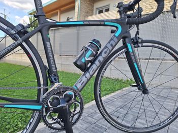 Used Bianchi Intenso Dama Ultegra 2018 2018 Road & Gravel, Black — image 2 of 9