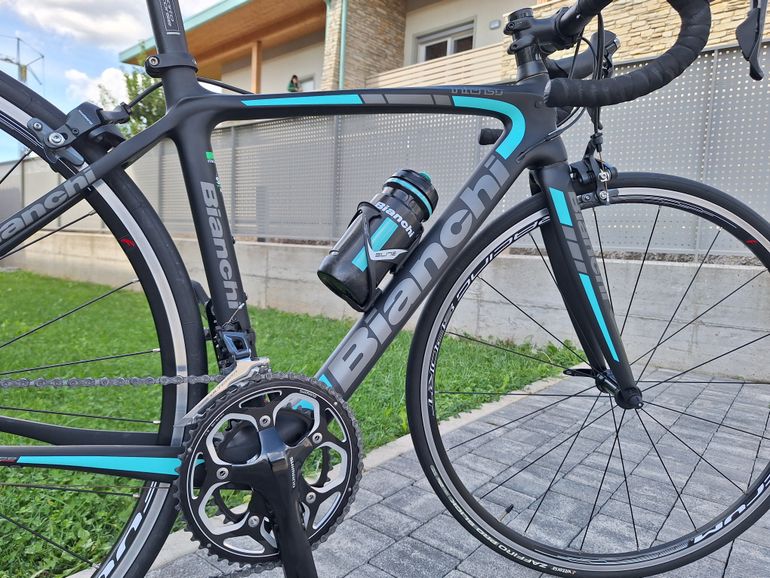 Used Bianchi Intenso Dama Ultegra 2018 2018 Road & Gravel, Black — image 2 of 9