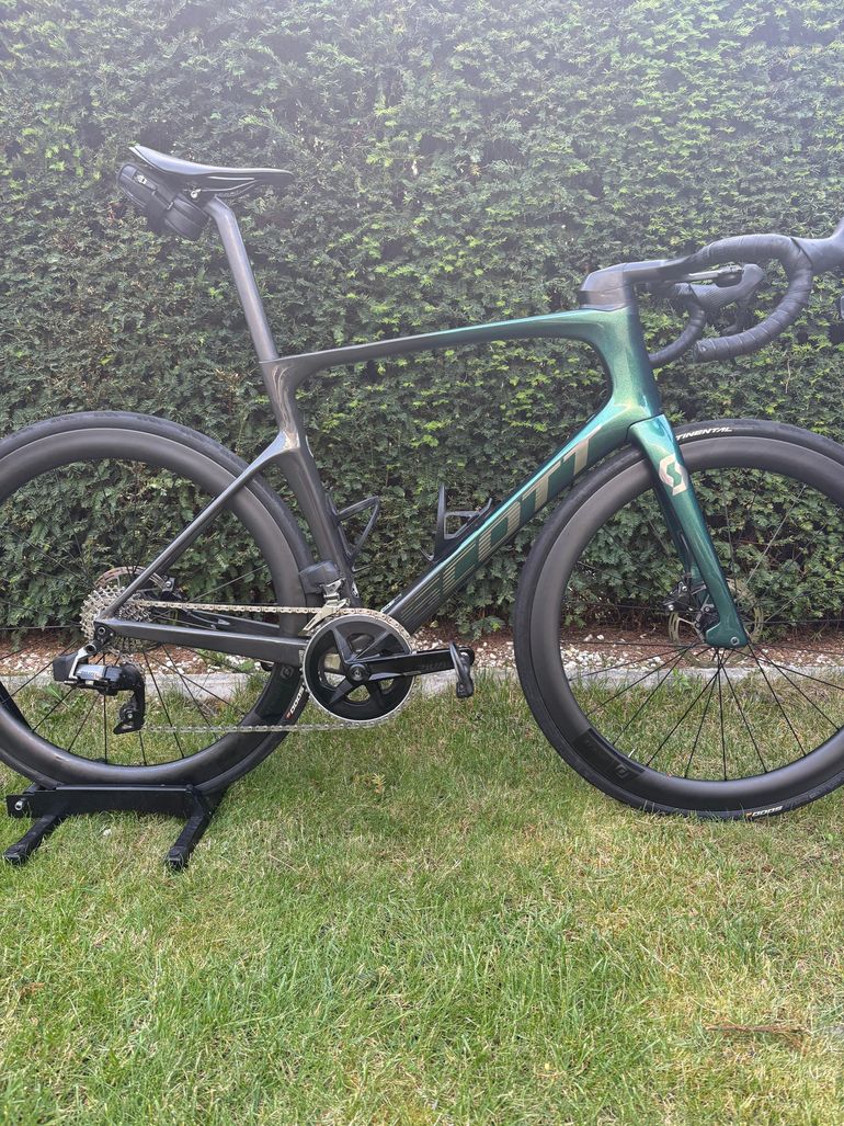 Used Scott Foil RC 20 2022 2022 Road & Gravel, Green — image 3 of 4